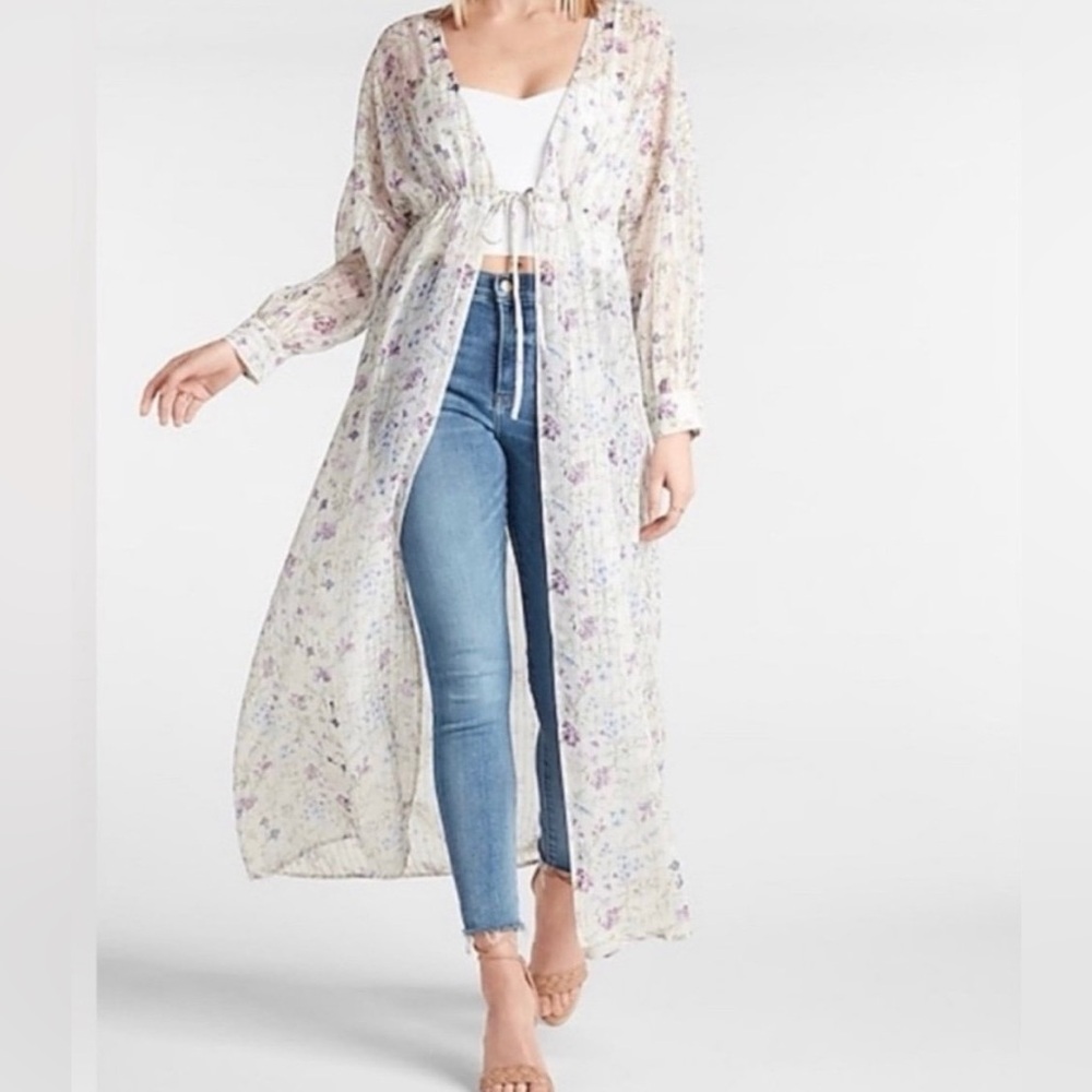 NWT Express Sheer Lavender & White Floral Metallic Front-tie Kimono Maxi Duster